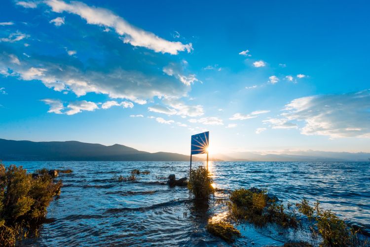 大理洱海大游船+喜洲古鎮(zhèn)+花語牧場+騎行+白族扎染+雙廊+南詔風(fēng)情島+商務(wù)車純玩一日游