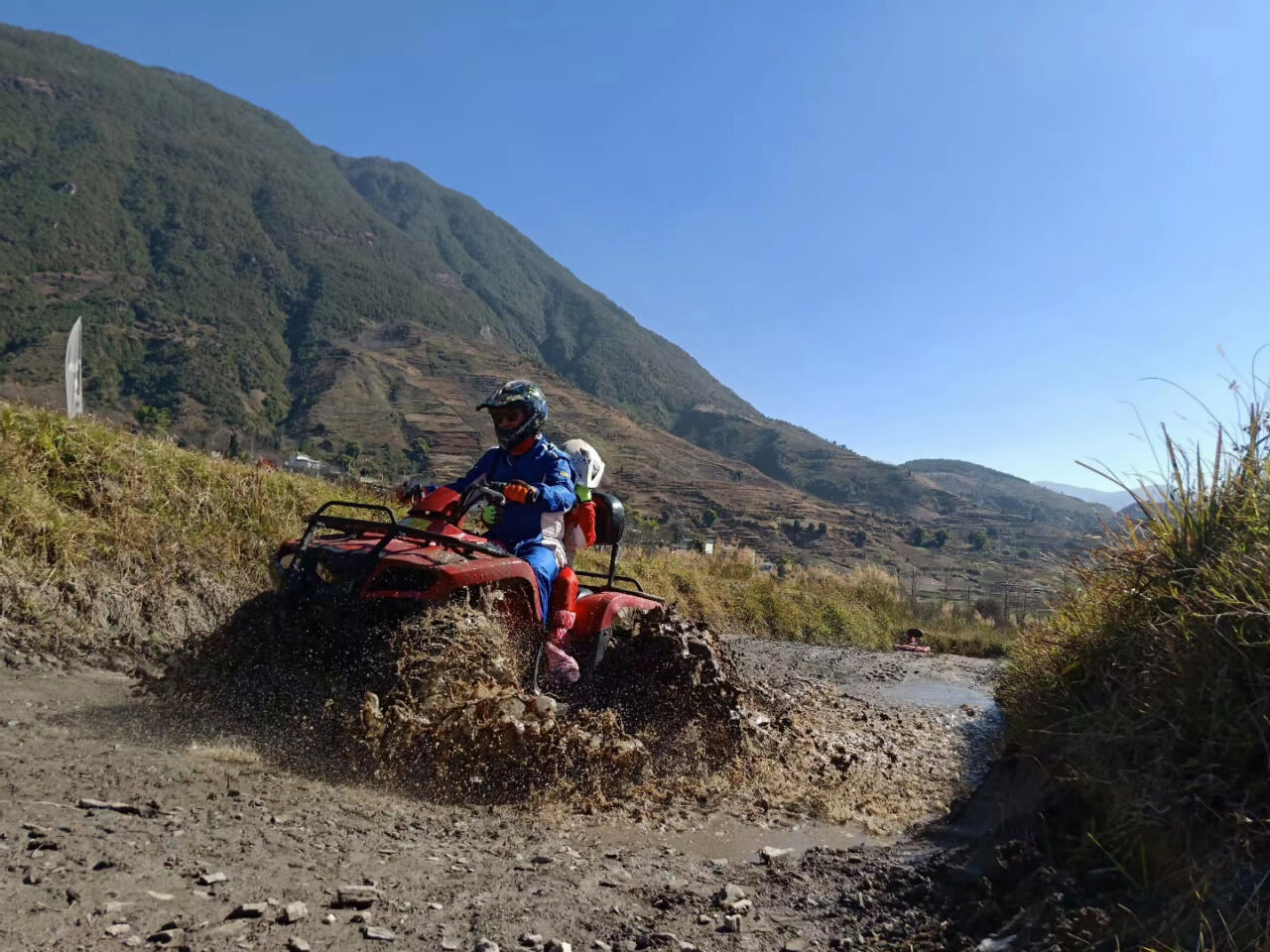 大理石門(mén)關(guān)沙灘ATV越野摩托基地