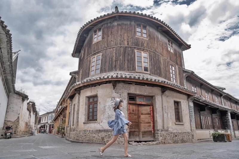 大理是風(fēng)花雪月的故鄉(xiāng)，也是你的詩與遠(yuǎn)方