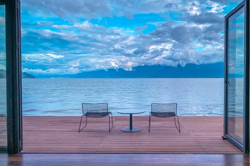 住最孤獨的酒店，追逐日出日落---大理邊際洱海戶外酒店