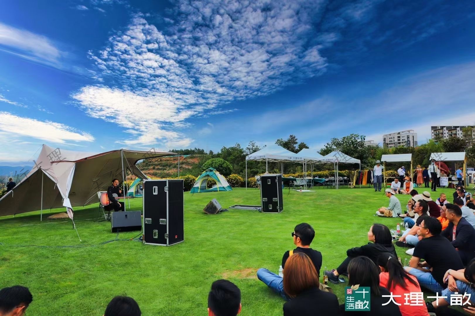 天行大理企業(yè)戶外拓展團建露營篝火晚會策劃基地之大理十畝拓展基地