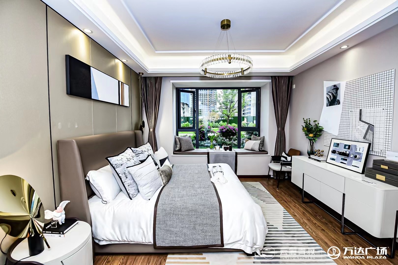 大理攝影攝像：大理云麓青城-萬(wàn)達(dá)廣場(chǎng)-大理圖片直播