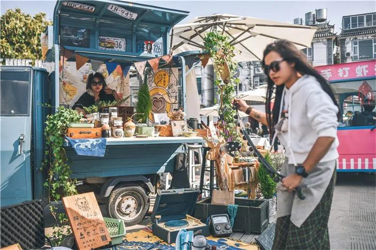 大理麋鹿星球——市集美食、文藝演出、潮人拍攝的新地標(biāo)，原四季集市，是大理小眾打卡地