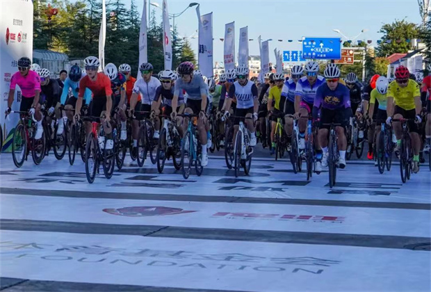 破風(fēng)騎尋，大理環(huán)洱海自行車賽開賽!